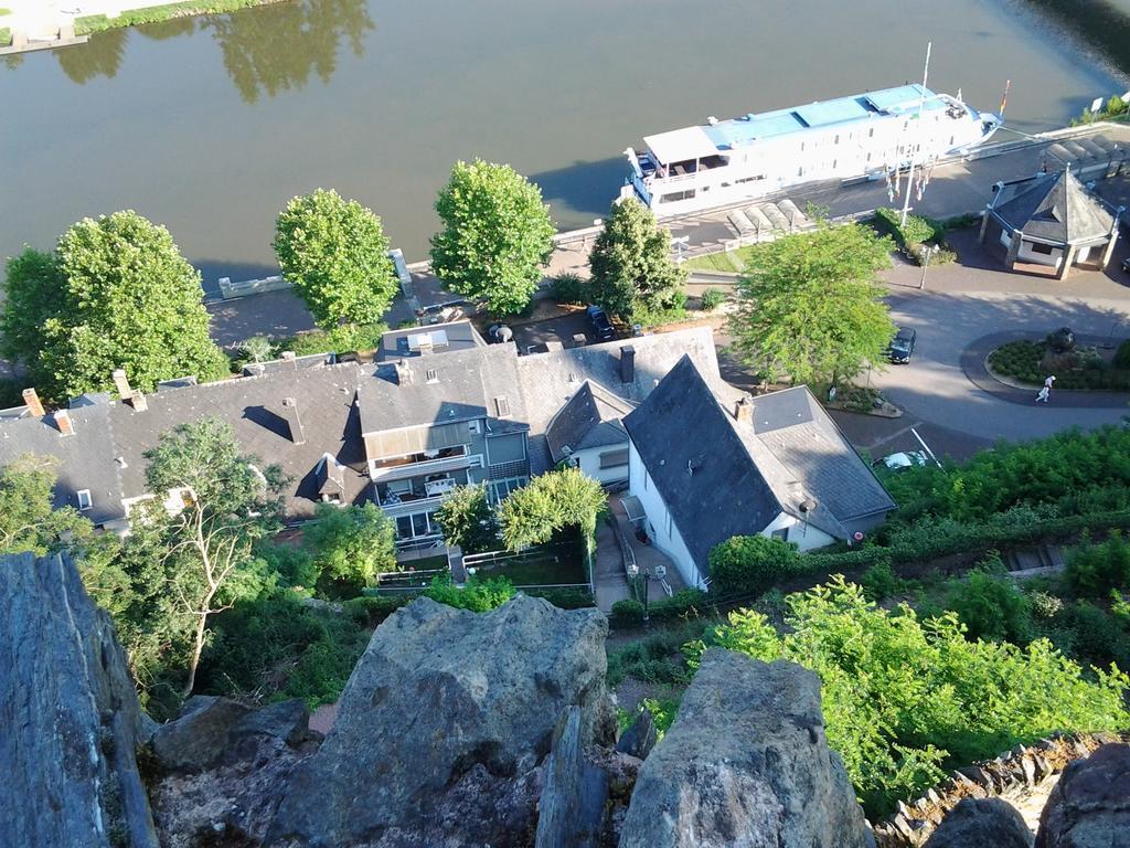 Saar-Mosel-Tal Apartment คอนซ์ ภายนอก รูปภาพ